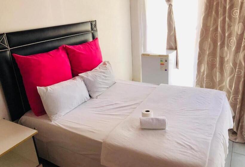 펜션 Mukwano Guesthouse