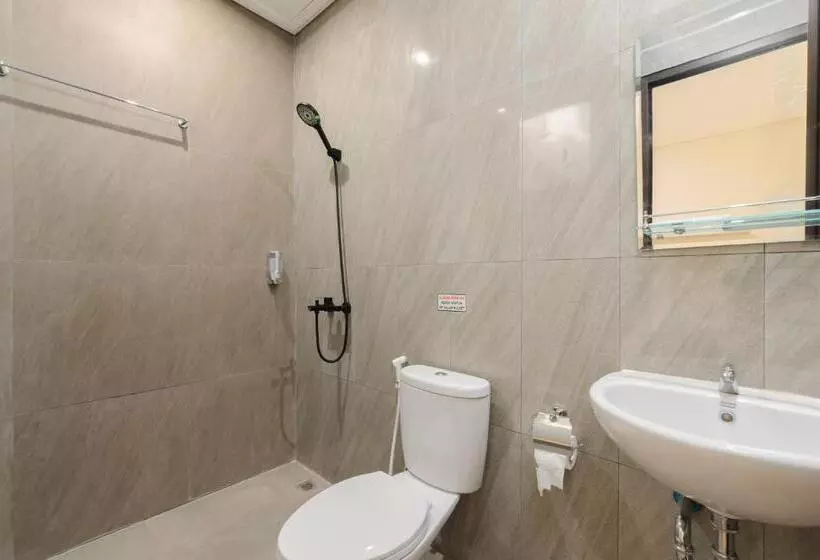 Sans Hotel Tajur Bogor