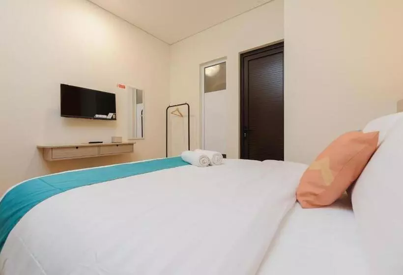 Sans Hotel Tajur Bogor