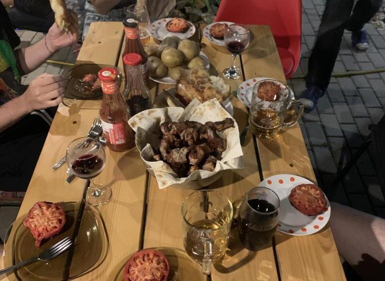 هاستل Coworking & Coliving Gumbrini