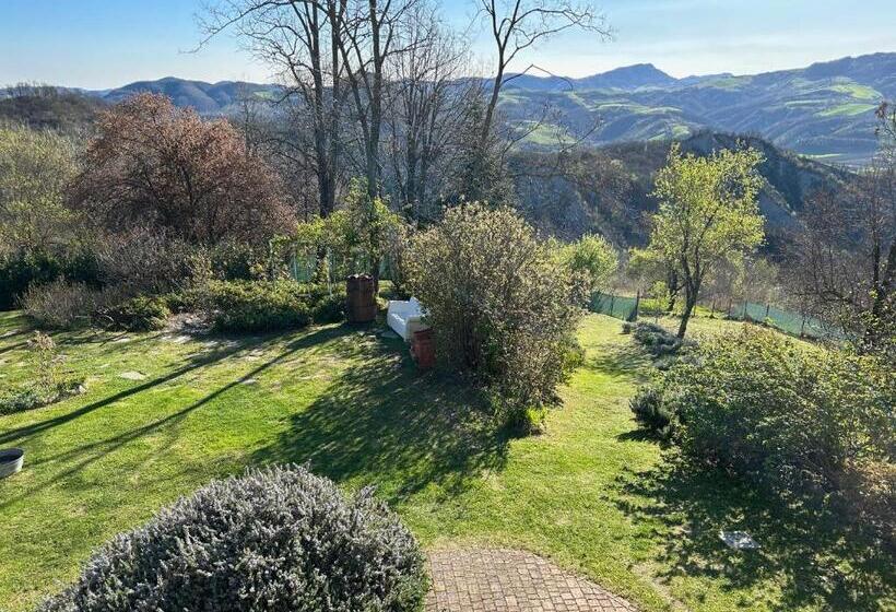 مبيت وإفطار Lumi House