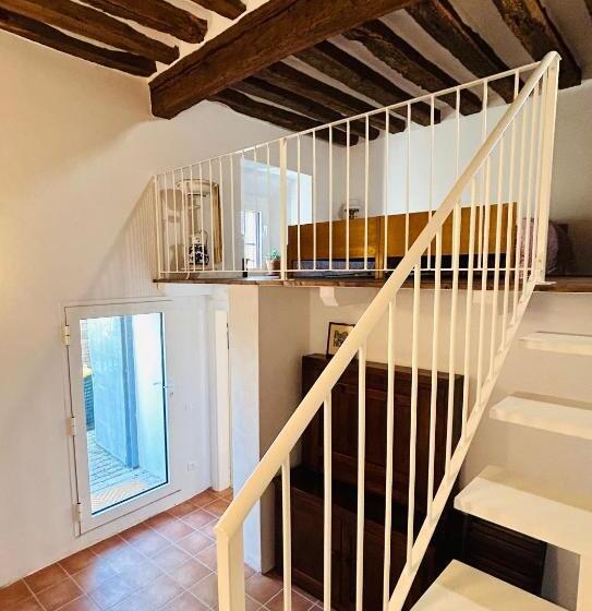 مبيت وإفطار Lumi House