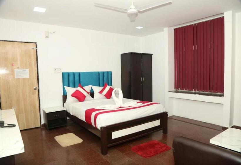 Fabhotel Casa Grand Inn