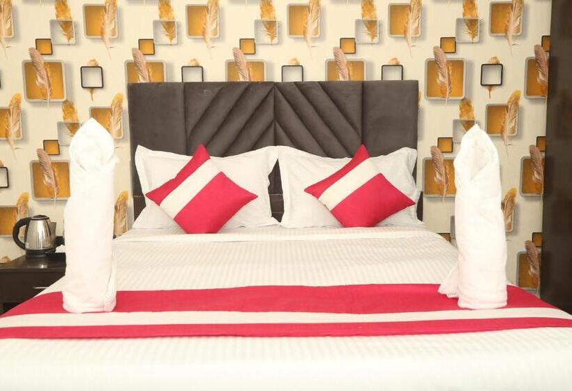 Fabhotel Casa Grand Inn