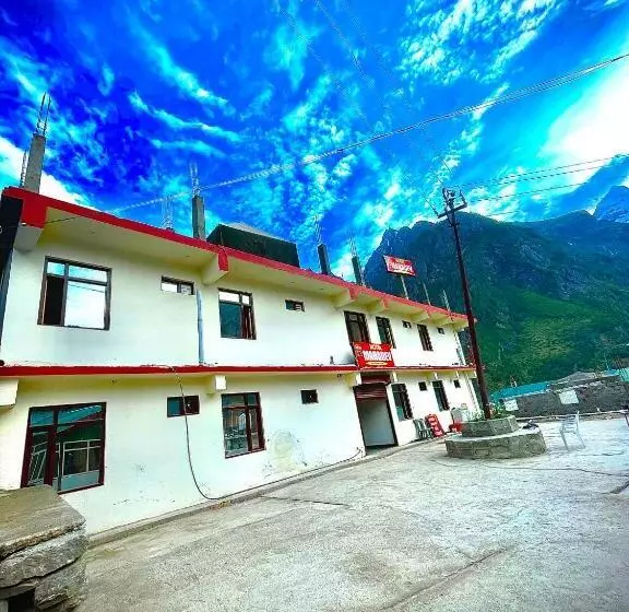 ホテル Mahadev