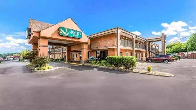 ホテル Quality Inn Downtown