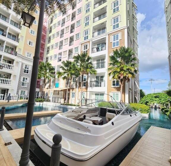 Otel Seven Seas Cafe D Azur