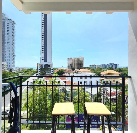 Otel Seven Seas Cafe D Azur