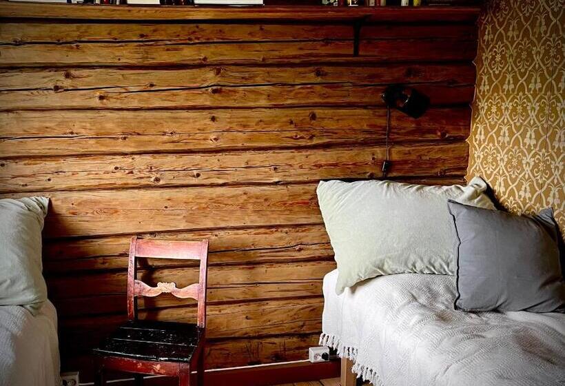 Hotel Smedja Overnatting Og Ysteri