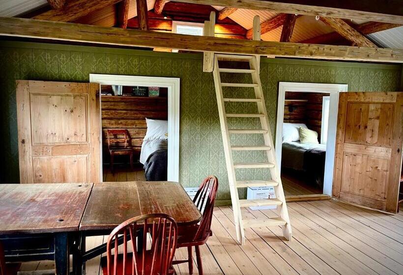 Hotel Smedja Overnatting Og Ysteri