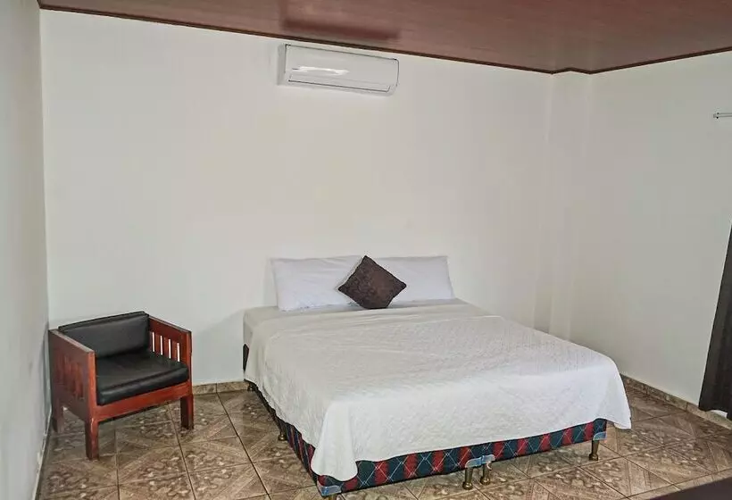 Hotelli Y Restaurante Punta Diamantes