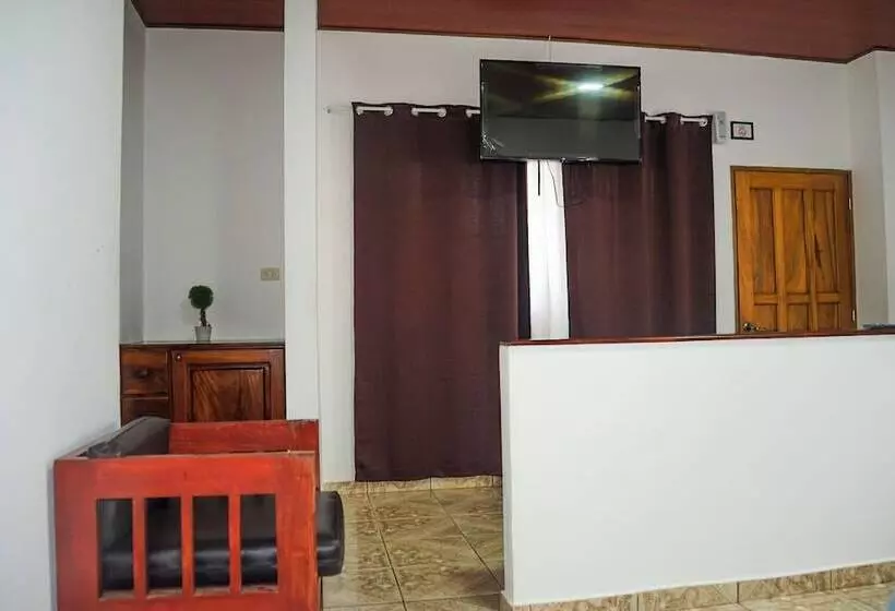 Hotelli Y Restaurante Punta Diamantes