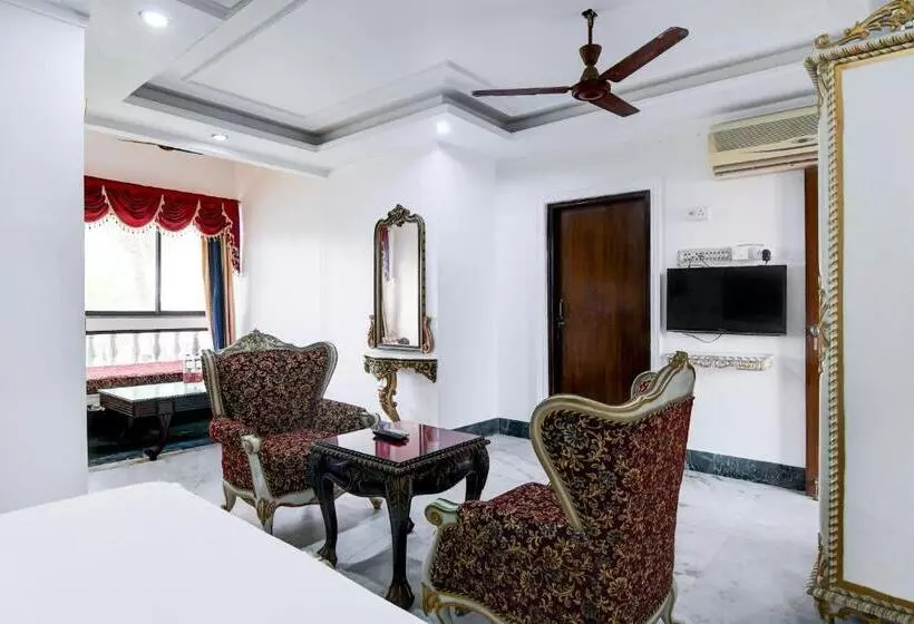 Palette   Beachfront Elegance Resort