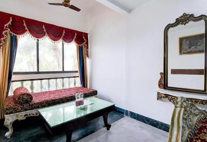 Palette   Beachfront Elegance Resort