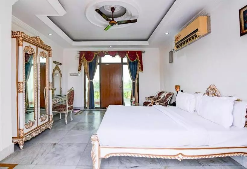 Palette   Beachfront Elegance Resort