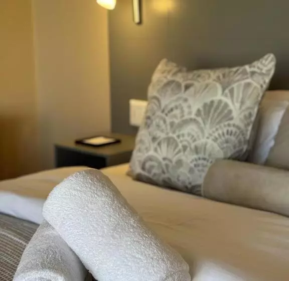 Majatalo Accommodation Bedfordview   Hethersett Guesthouse