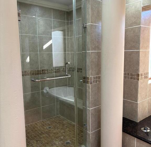 Pension Accommodation Bedfordview   Hethersett Guesthouse