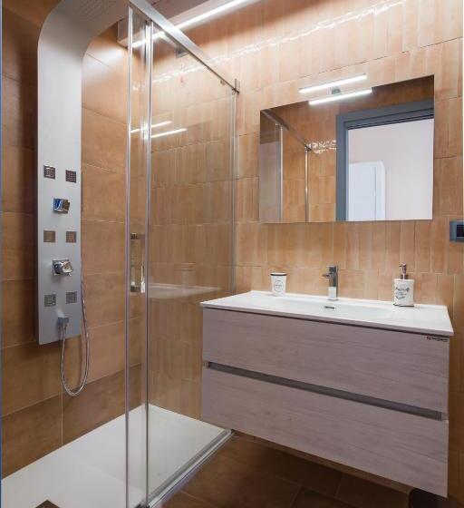 膳宿费 Domus Xenia