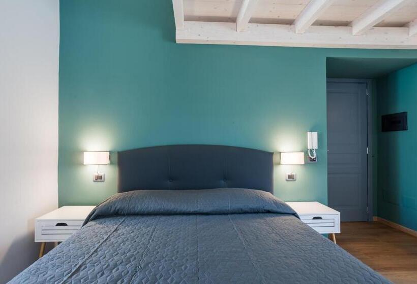 膳宿费 Domus Xenia