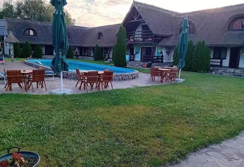 ペンション Hanul Pescarilor Crisan