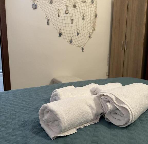 Пансион Moncici House