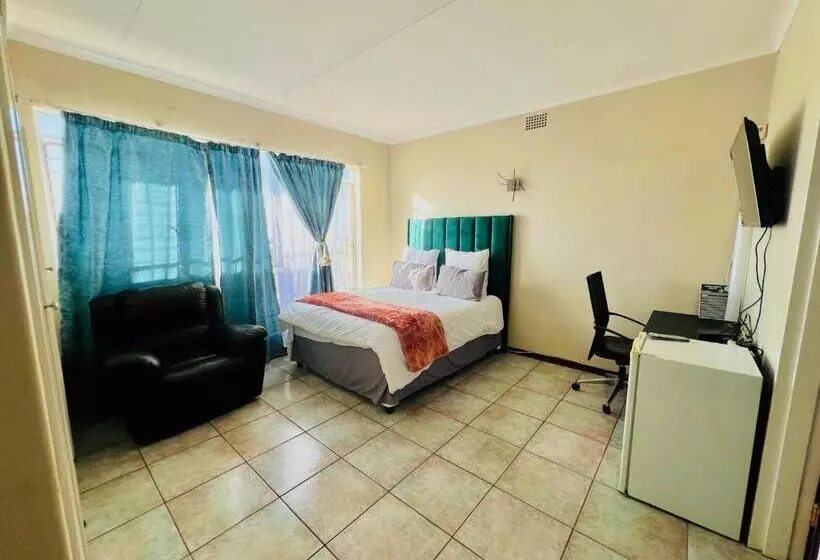 پانسیون Room In Apartment   Honeyhills Excellence Resorts A