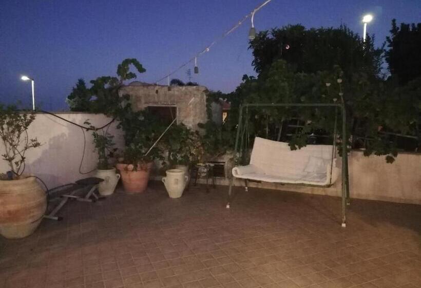 Пансион Scacciapensieri S Home