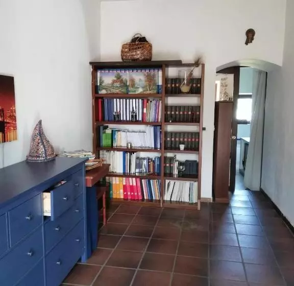 پانسیون Scacciapensieri S Home