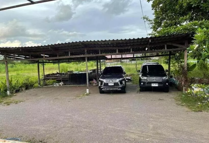 リゾートホテル Baan Gon Chompu