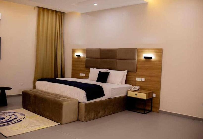 The Edge Hotel And Suites