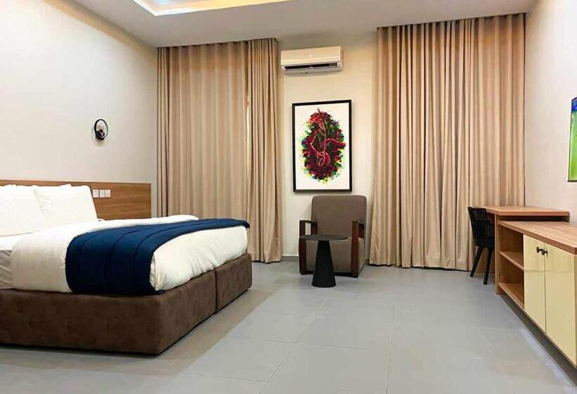 The Edge Hotel And Suites