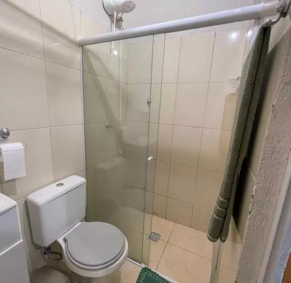 ユースホステル Quitinetes Em Araraquara