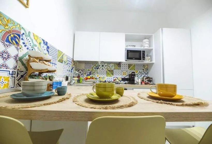 تختخواب و صبحانه Casa Avignone