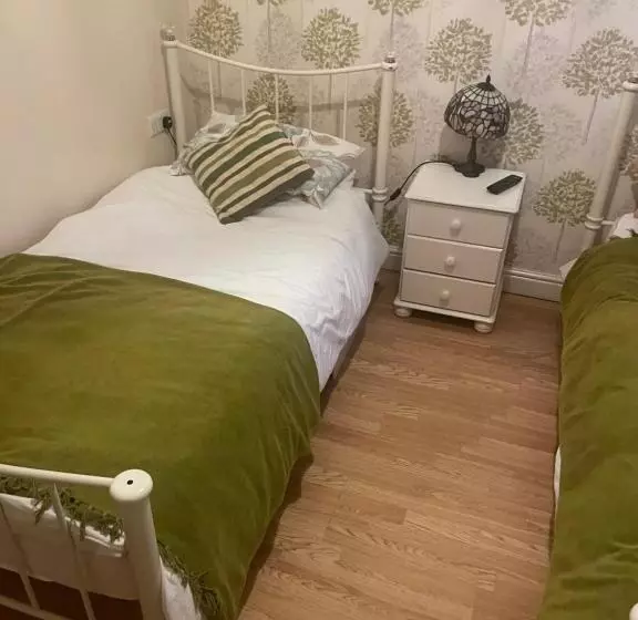 Aamiaismajoitus (B&B) Dolphin Inn