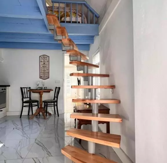 ベッドアンドブレックファースト Lingeliefde Logement Complete Studio Met Eigen Keuken En Badkamer