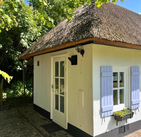 צימר Lingeliefde Logement Complete Studio Met Eigen Keuken En Badkamer