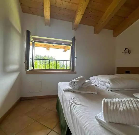 Aamiaismajoitus (B&B) Locanda Castil