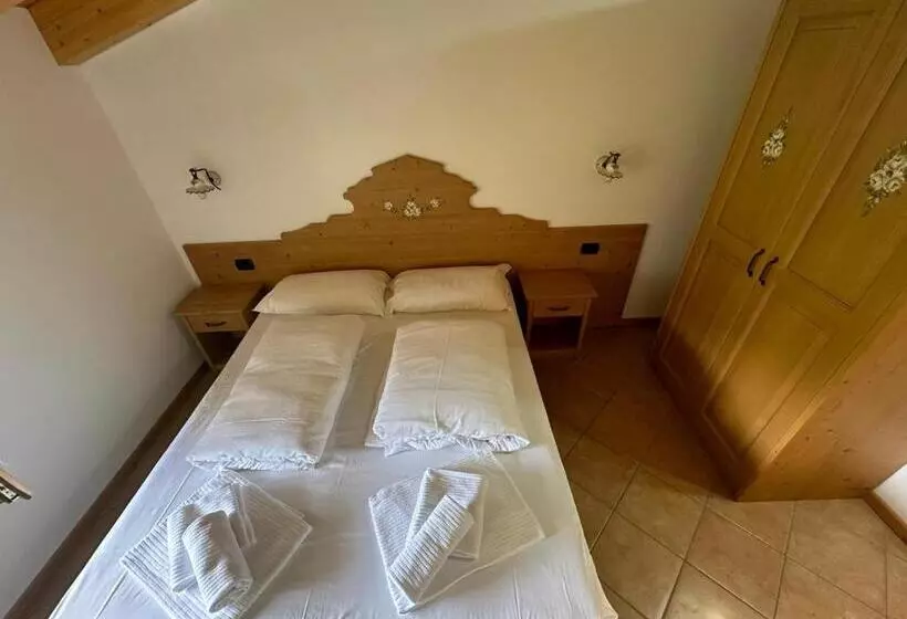 Aamiaismajoitus (B&B) Locanda Castil