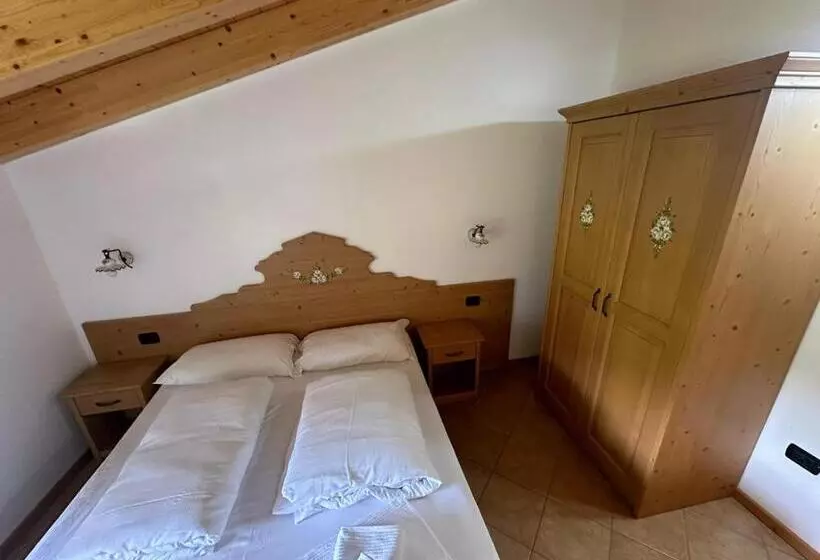 Aamiaismajoitus (B&B) Locanda Castil