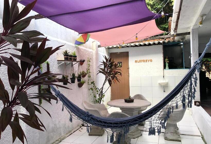 Capiba Hostel E Pousada