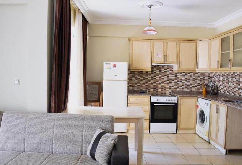 Club Deep Blue Tatil Köyü