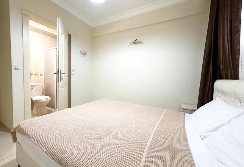 Club Deep Blue Tatil Köyü