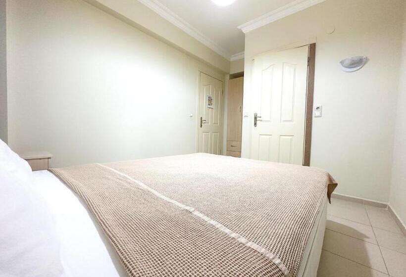 Club Deep Blue Tatil Köyü