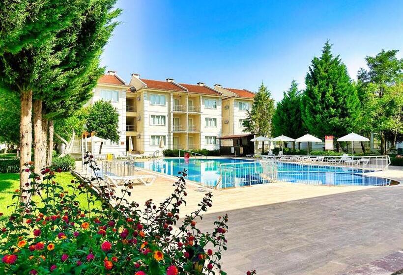 Club Deep Blue Tatil Köyü