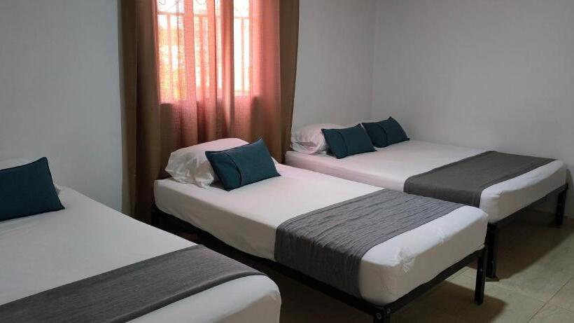 בית מלון כפרי Gaia Café Gastrobar