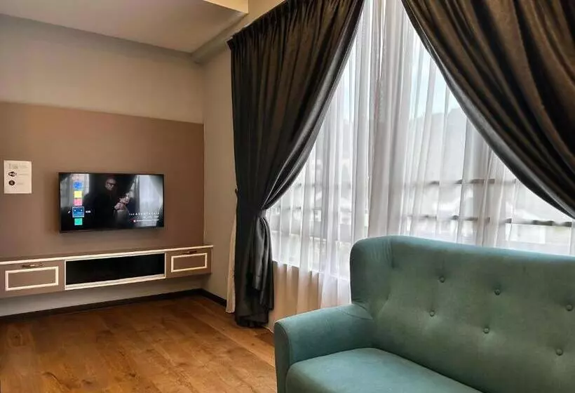 Hotelli Lavie At Centrum