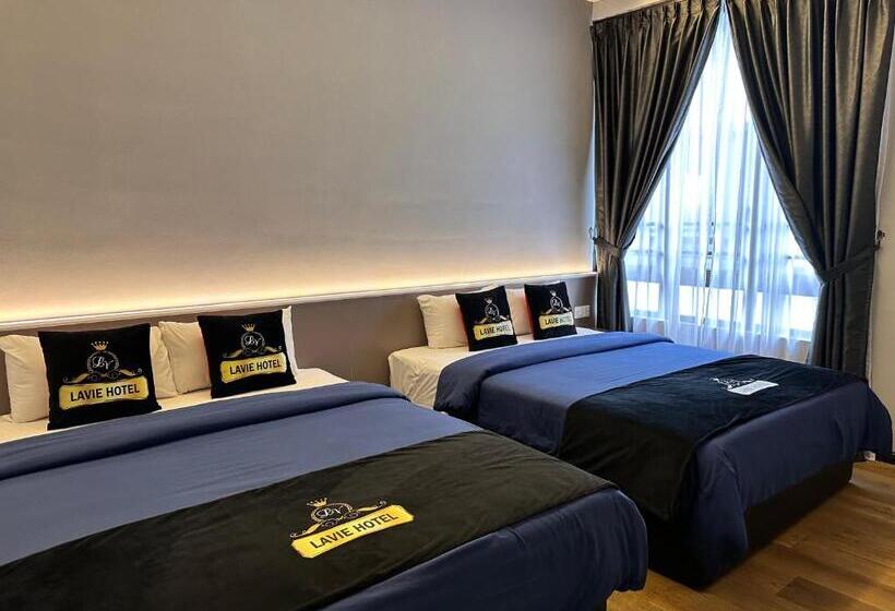 Hotel Lavie At Centrum