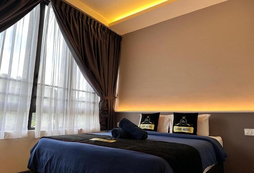 Hotel Lavie At Centrum