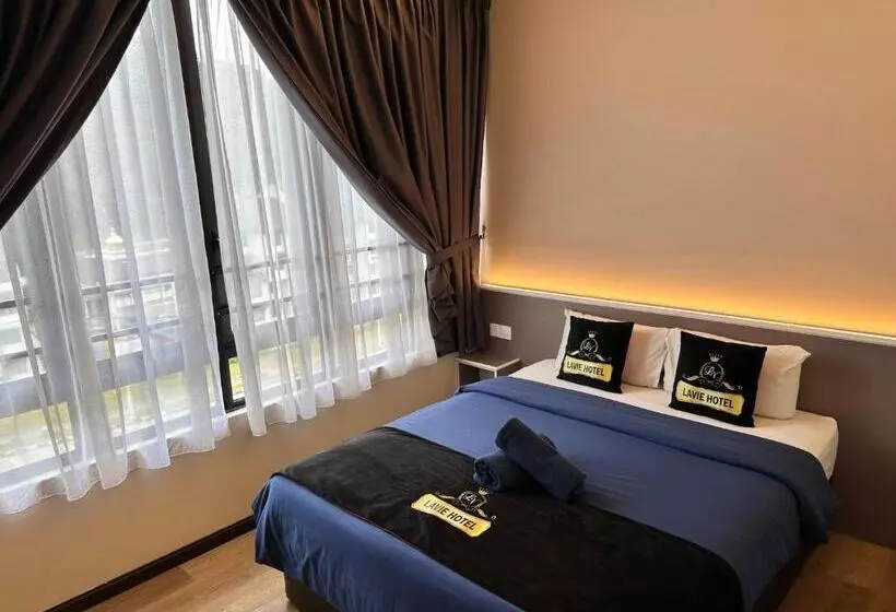 Hotelli Lavie At Centrum