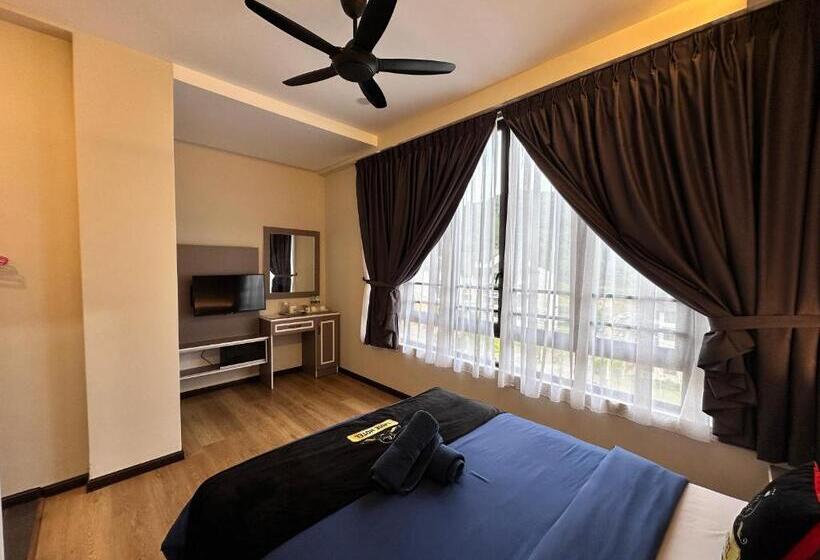 Hotel Lavie At Centrum